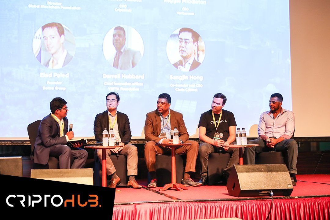 criptohubbrasil's tweet image. On July 12 and 13, our CEO Ramon Vailatti was representing CriptoHub at KOREA BLOCKCHAIN ​​SUMMIT 2018 in South Korea.

Check out the event!

#criptohub #exchange