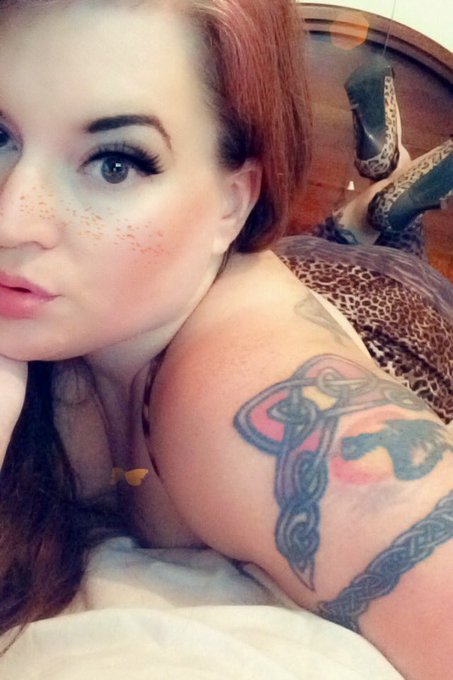 It's been awhile...#FriskyFriday #heels https://t.co/HQRB53lOAe<a href="/tag/friskyfriday"class="tags">#FriskyFriday</a><a href="/tag/heels"class="tags">#heels</a>