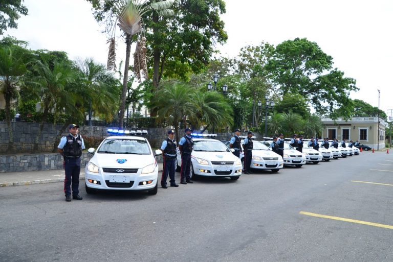 SeguridadYara's tweet photo. #Ahora|  Iniciamos nuestro operativo especial del fin de semana, articulando esfuerzos con los Organismo de Seguridad del estado, para asumir responsabilidades en los Cuadrantes de Paz instalados en los 14 municipios del estado … Seguimos trabajando por un #YaracuySeguro … https://t.co/PaFlNpeHDZ