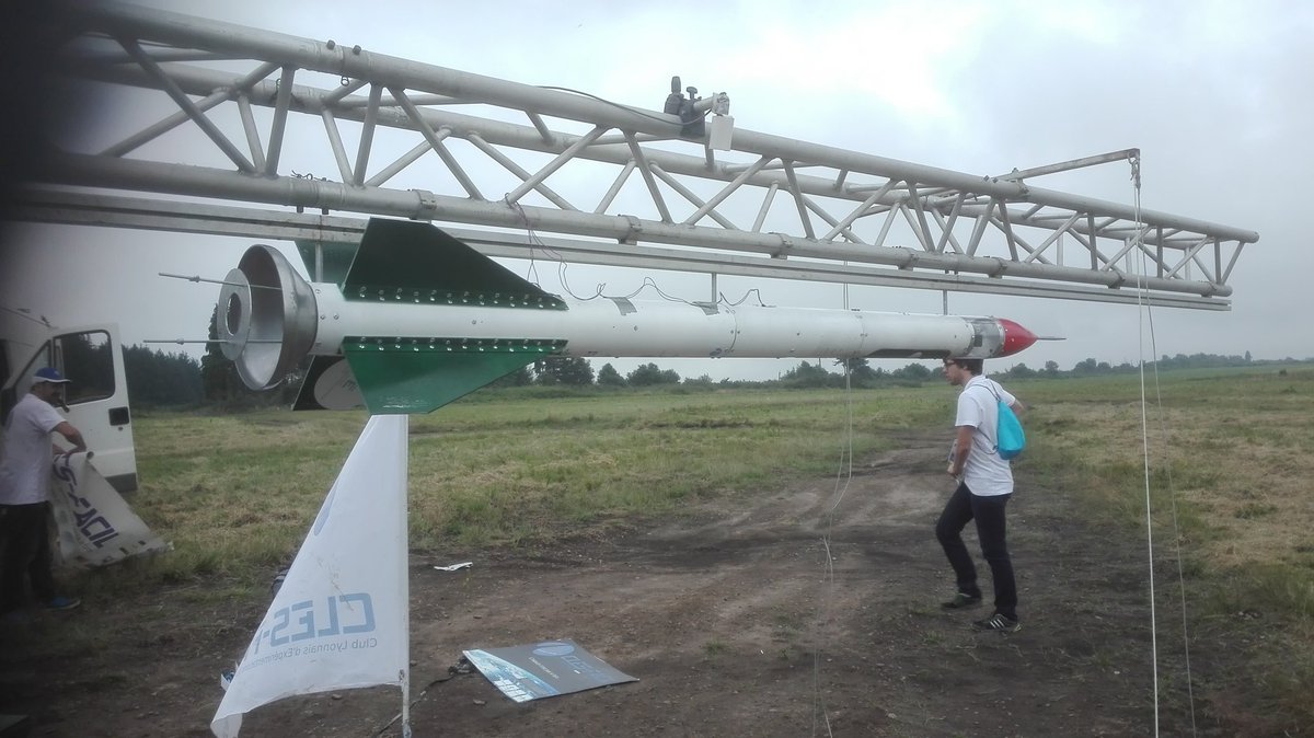 Vol spectaculaire pour Iphigenie 50. Malheureusement, l'atterrissage ne s'est pas déroulé aussi bien que le décollage..