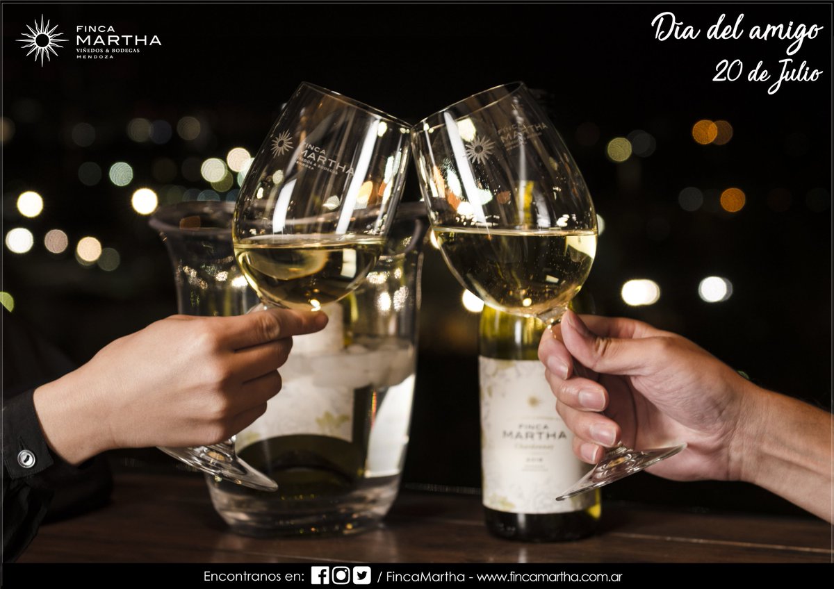 FincaMartha's tweet photo. Este #20dejulio #brindemos por todas nuestras lindas #amistades y salgamos a #festejar por ellas 🌟🍷😁 MUY FELIZ DÍA DEL AMIGO #FincaMartha #LaSoñada  #diadelamigo #friendsday #amigos #friends #brindis #july20 https://t.co/l5lQAUgrFh