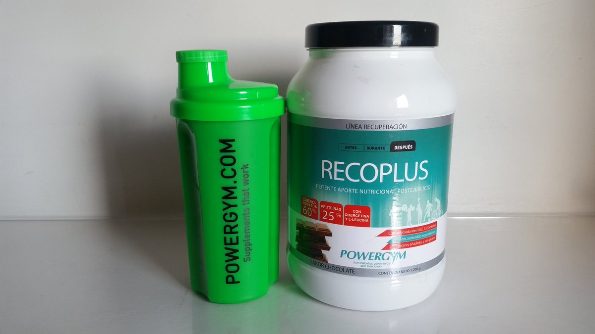 ivan_tri96's tweet photo. Batidazo recovery post 🚲💨
•
👉Plátano congelado + leche de avena + 2 cacitos #recoplus 🍫 @PowergymCentral #PowergymRef #PowergymEndurance #PowergymTeam https://t.co/cF4uV18FMx