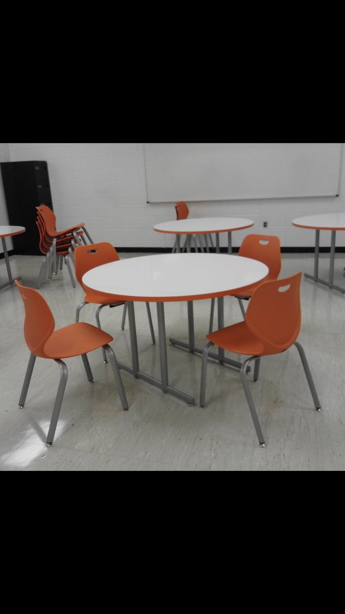 BravermanHHS's tweet photo. Some more summer projects...
#modernLearningSpaces for 2 more Math rooms.   #writableWhiteBoardTables https://t.co/4QJ8TH6mCV