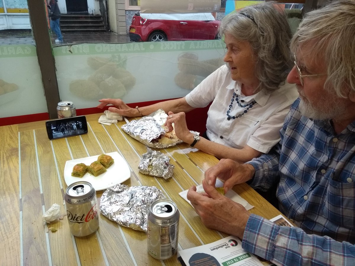 duncan__ray's tweet photo. Watching @HackneyLive with my parents over a falafel and we're loving it! #HackneyLive https://t.co/TPjSRCKS0y