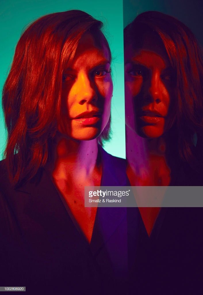 FTWDFans's tweet photo. New portraits of Danai &amp; Lauren! 😍

#TheWalkingDead #SDCC https://t.co/rU6u7VwV4z