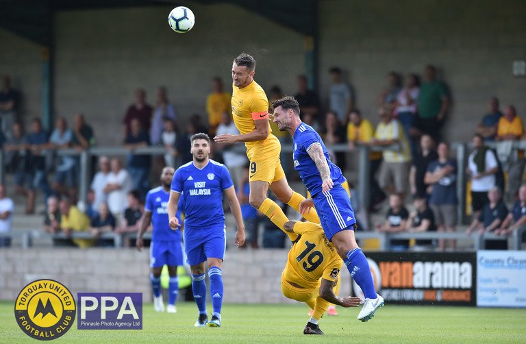 TUFC1899's tweet photo. 📸1st Half | @Williow1987 competing in the air. #tufc #TORCAR https://t.co/DFVY0AsQ8f