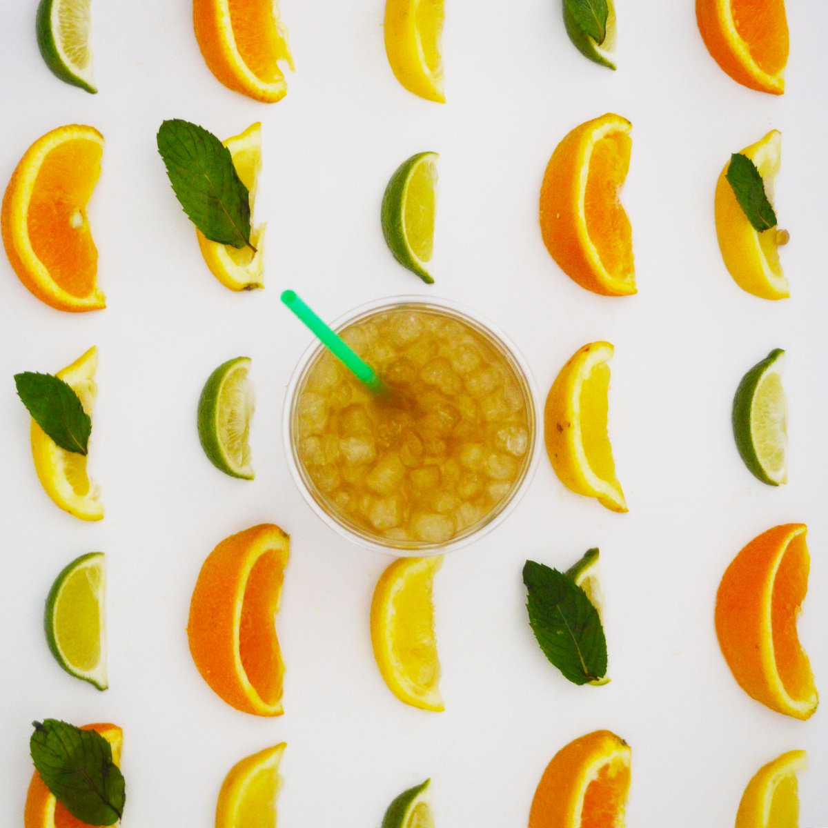 UnimateDrink's tweet photo. Start happy, stay happy! #UnimateDrink #healthy #matcha #ketones #keto #healthy #fitness #macronutrient #ketogenic #ketosis #lchf #goodmood #mindfulness #mindfuleating #moodbooster #elevatetoday #makelifebetter #mood https://t.co/6e3MDLAJef