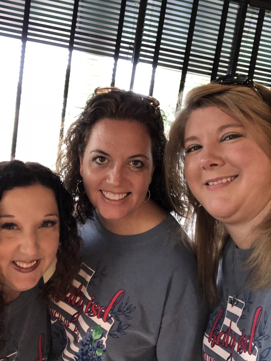 Catpittman15's tweet photo. @txstatepta @TaysJrHigh @taysjhptsa Tx PTA conference https://t.co/gJhuxk6UQN