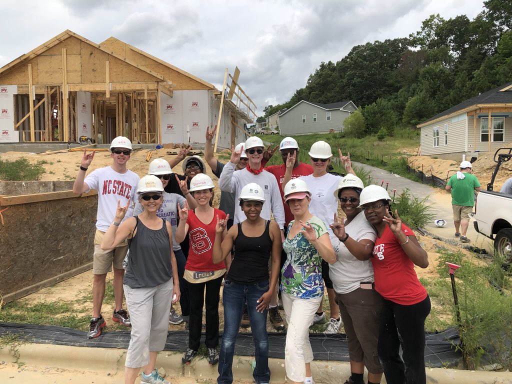 Deanna Dannels tweet media