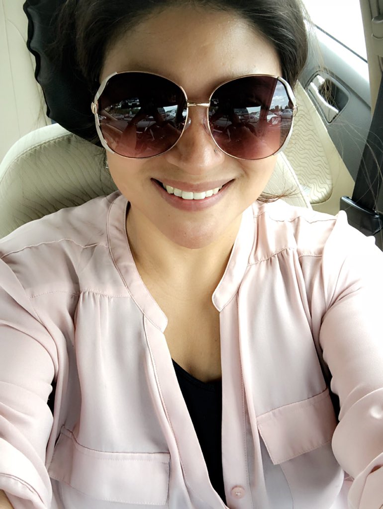 Cheenabike's tweet photo. Happy Friday y’all!🤪💋🏋🏽‍♀️❤️ https://t.co/4RgHXwkXWb