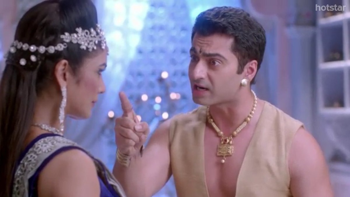 Harshadian_fans's tweet photo. Blaming his own mother . 
What a son !!! 
#HarshadArora #HarshadAroraForever #MayaviMaling 
#RajkumarAngad https://t.co/vYlotbKQ2P