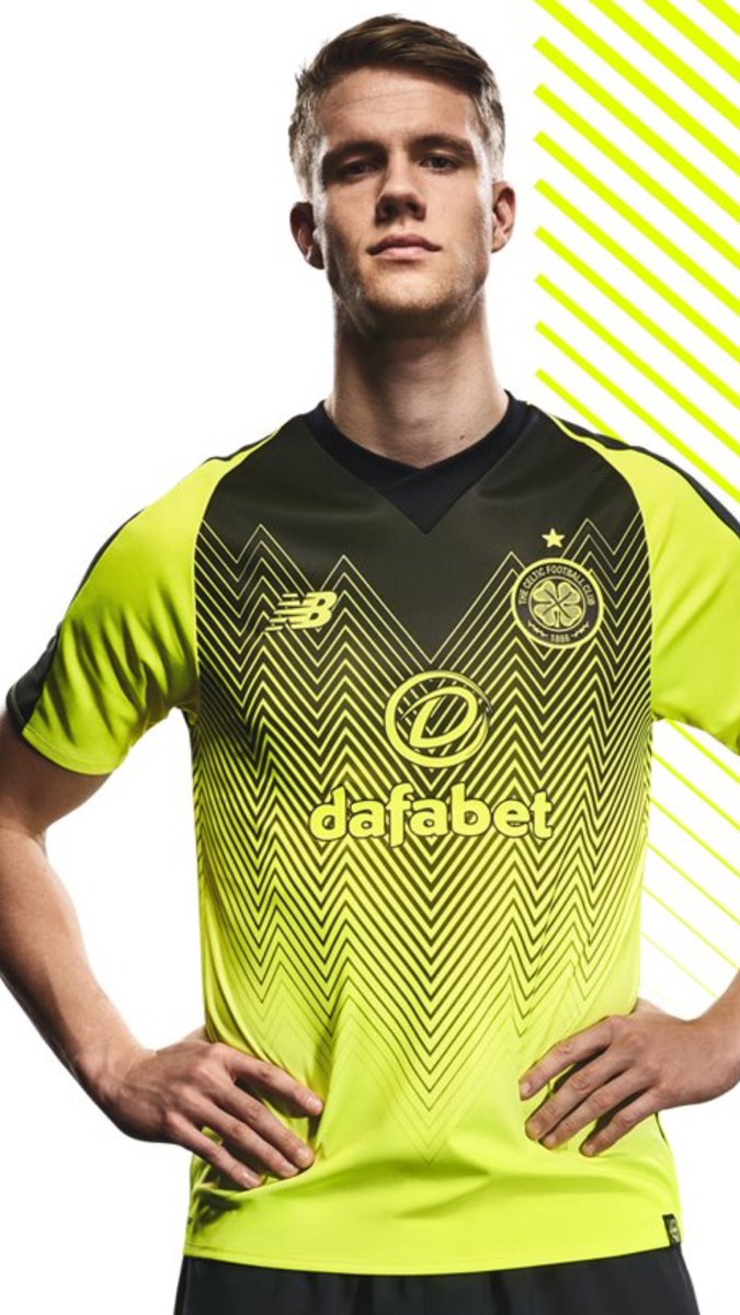Who has the nicer third kit this season?

RETWEET = Rangers

Like = Celtic

#ScottishFootballBattles

FOLLOW @FitbaBattles
