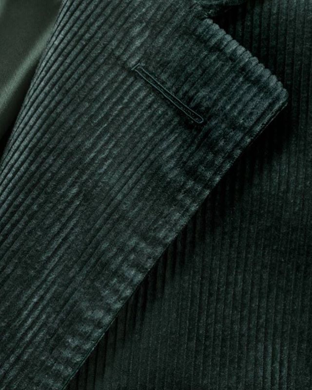 Green corduroy. I dare ya! ift.tt/2uEBZod