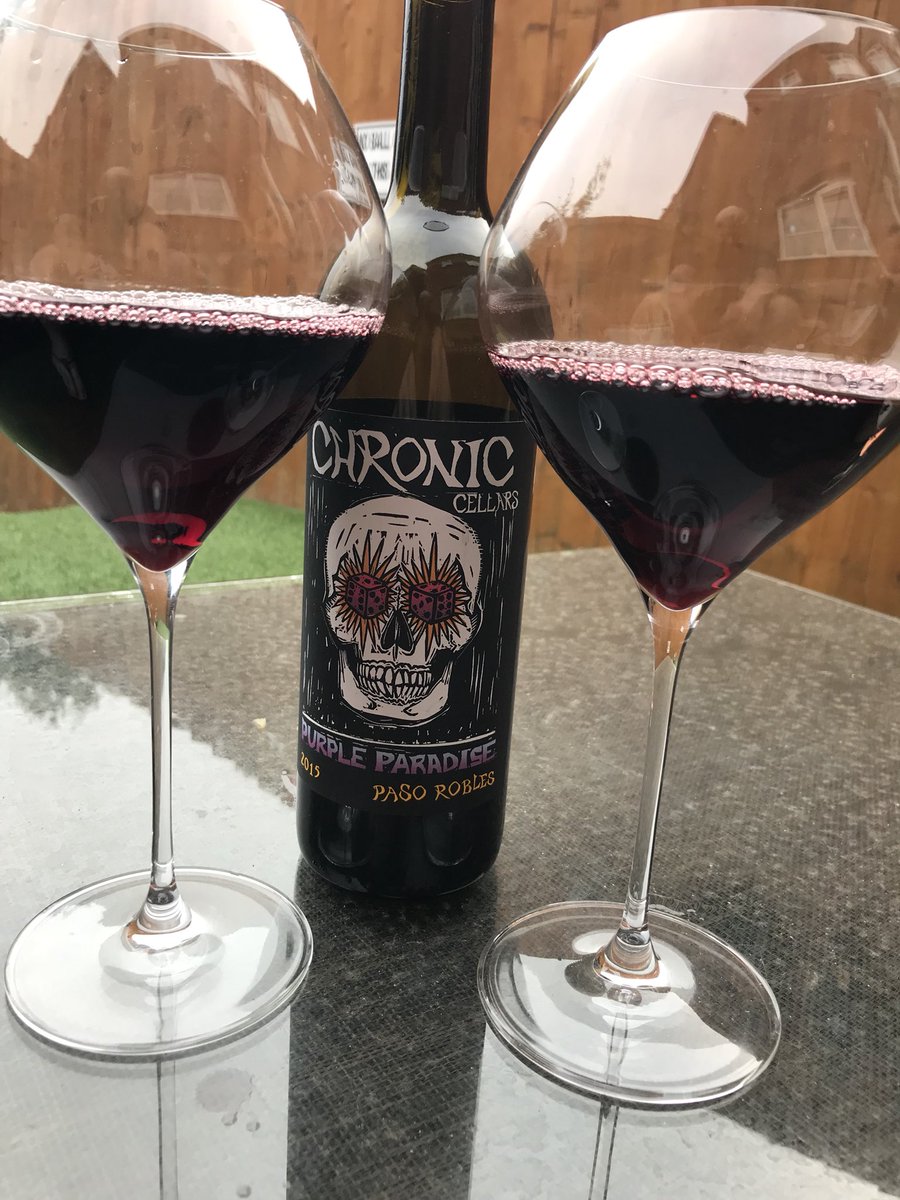 markgoss74's tweet photo. @ChronicCellars wow love this shit with @DebSt69 https://t.co/n5yJIfV0yP