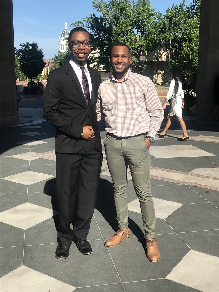 MUBMI's tweet photo. The week is ending but success never stops! Shoutout to MBMI ‘17 Darius Caffey and MBMI ‘18 Derrick Small on beginning another year as College Advisers with @MOCollegeAdvise #LegacyContinued #HigherEducation #HigherExpectation https://t.co/Yqxq8YyAap