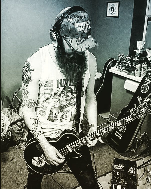 spider_kitten's tweet photo. Chi during the recording for our most recent album "Concise & Sinister"
#doommetal #doom #spiderkitten #stoner #stonerrock #stonerdoom #progrock #progressiverock #heavymetal #sludge #sludgemetal #psychedelic #psychedelia #psychdoom #welshmusic #welshmetal #southwales https://t.co/G7Uq8Jk0OA