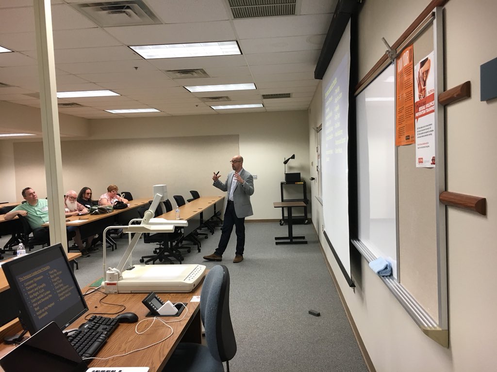 TulsaTechFest's tweet photo. Chris Conner - Understanding Amazonโs Leadership Principles #TulsaTechFest https://t.co/usg5jLw4pg
