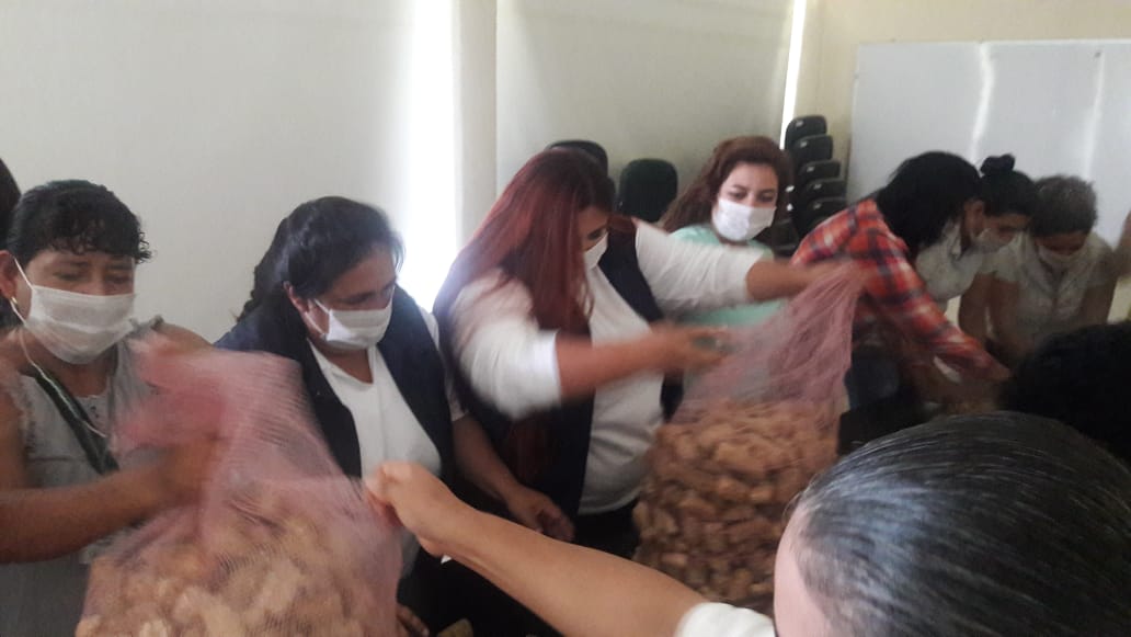 BeyssyKarem's tweet photo. Siembra de hongo seta en #CEFOFOR @CONAFOR aprendiendo nuevas ecotencias para replicarlas con los grupos de @ExtensionismoMx en #Hidalgo @SAGARPA_mx https://t.co/eXcaPSjbpI