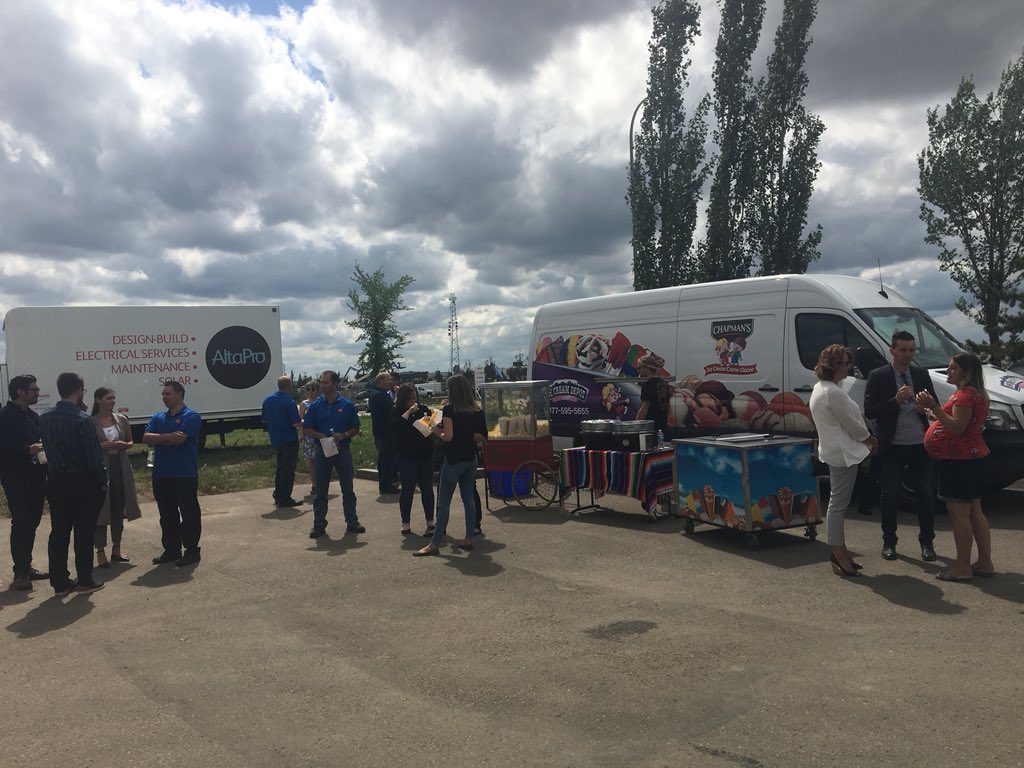 What a better way to celebrate the sun but with ice cream!  #capturethesun #Energizeyourworld #altasolar #wearesolar #icecream