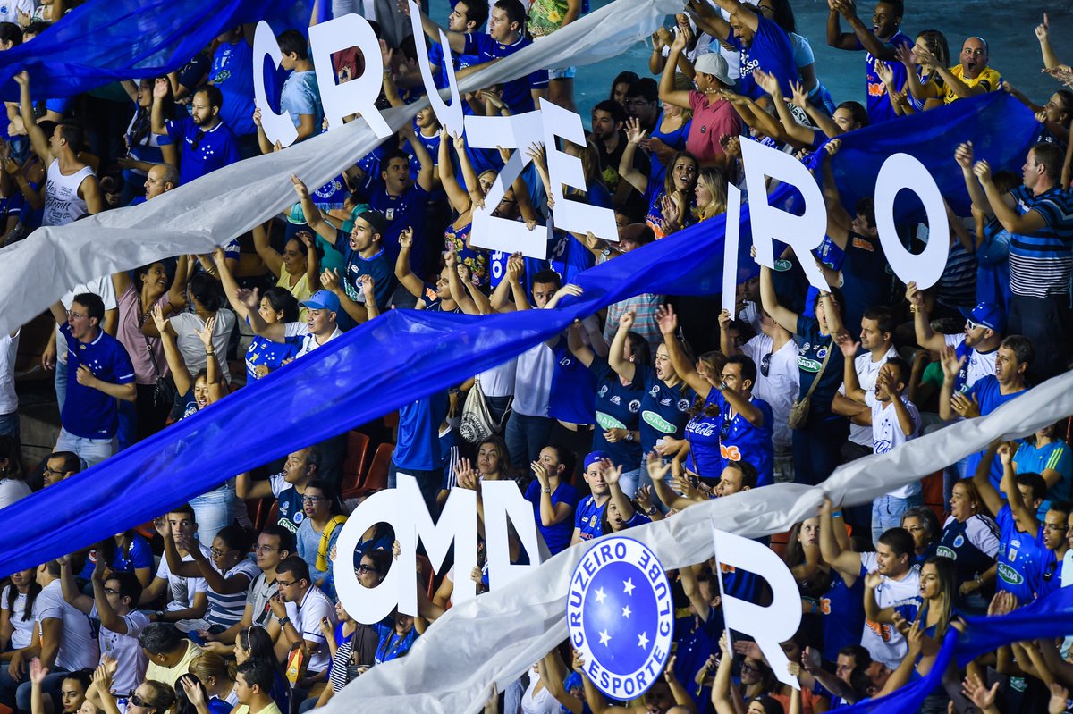 Amigo é aquele que te acompanha nas horas boas e más. Mas amigo especial mesmo é aquele que vai com você aos jogos do Sada Cruzeiro! #DiaDoAmigo #Riachão #Mineirinho #AondeVocêFor  #CampeãodeTudo