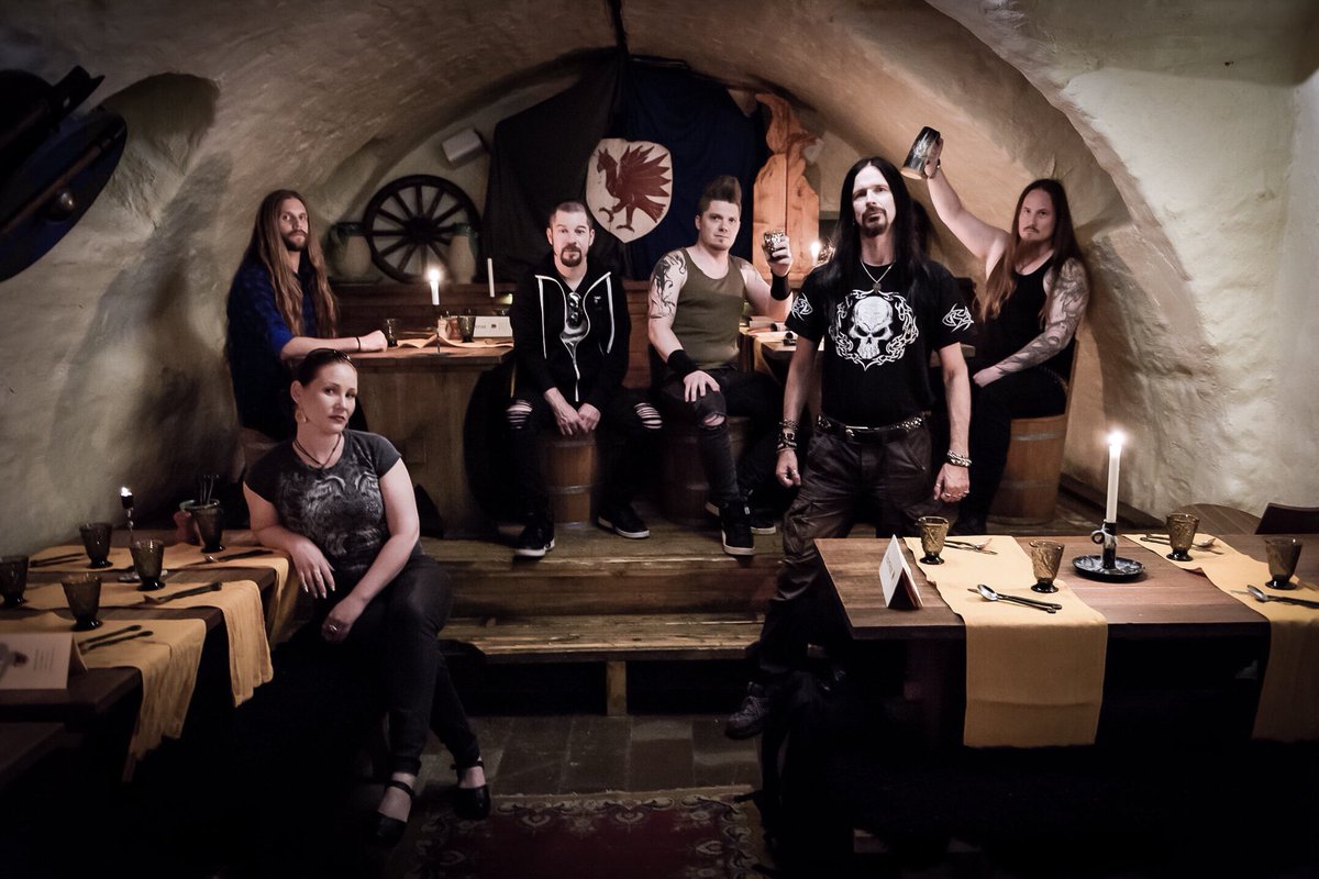 SadaukOfficial's tweet photo. Cheers! 🍻
(📸 by Stefan Steise)
#sadauk #swedishmetal #sjättetunnan https://t.co/vMDL0MS4dv