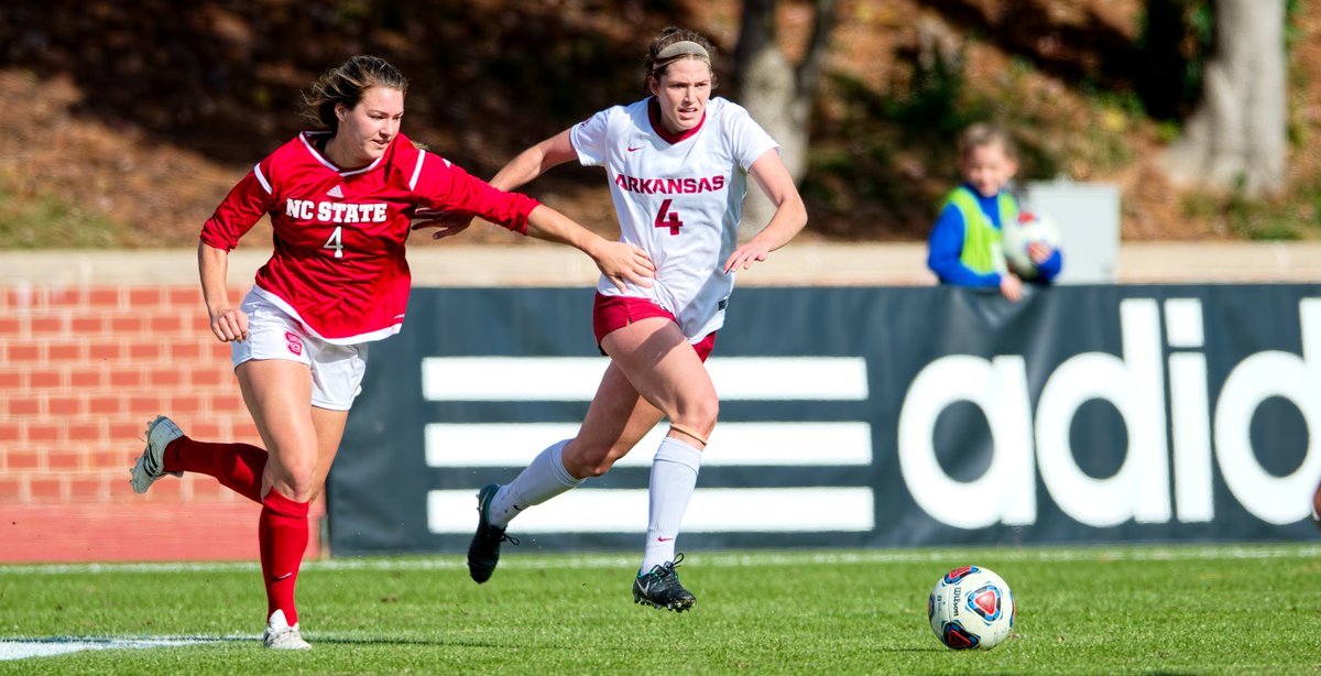 RazorbackSoccer's tweet photo. #RazorFacts 

2017 marked the first back-to-back 🔟+ win seasons in school history 

-and-

7️⃣3️⃣% of scoring returns for 2018.

Keep marking those 📆. Only 2️⃣8️⃣ days until 🐗⚽. https://t.co/llyiMC73Cs