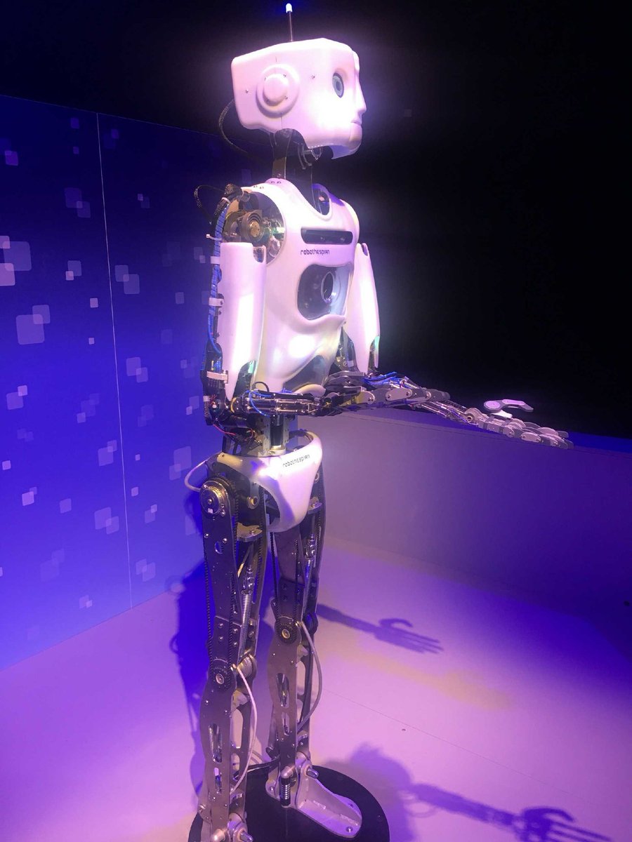 BGCPortland's tweet image. On Wednesday our #InukaiClub kids got took a trip out to @OMSI and learned all about #Robots in their brand new exhibit! #CodeFun