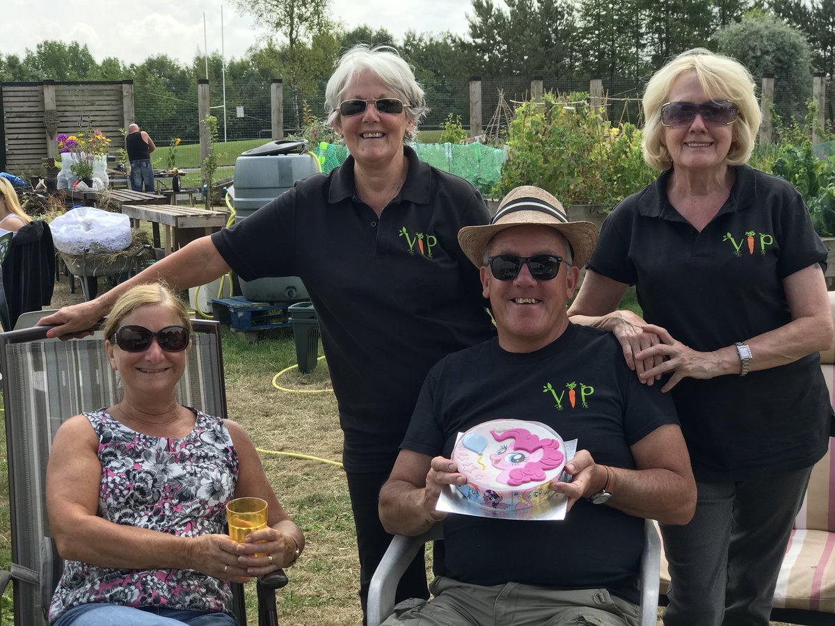 VegIntPark's tweet photo. VIP is 3 years old also @ifOldham celebrate 3 years as well. Big Birthday wishes to us https://t.co/knS0jZBc7P