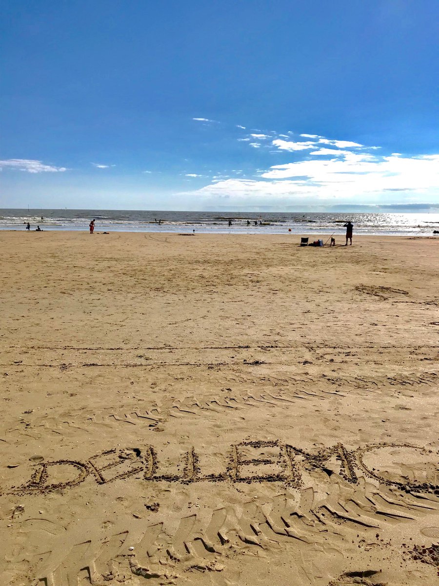 ⁦@DellEMC⁩ ⁦@DellEMCFrance⁩ ⁦@marcroyer1607⁩ @Rahm_C Sunny holyday in St Brevin l'ocean. Work anywhere anytime anydevice ;)