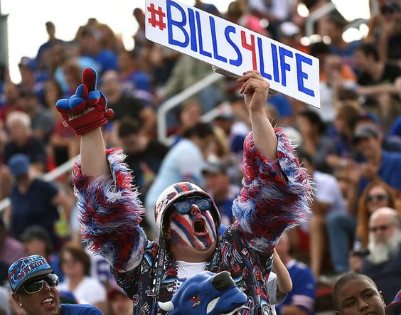 BuffaloBRAUN's tweet image. That's cool. How about some Western NY visibility with a celebrity cameo appearance in OnceInMyLifetimePLAY.com . Bring your buddy @ABFalecbaldwin Alec along if you like. A celebration of #WNY , #BillsMafia and #BuffaloCommunity. My treat at #Wegmans for lunch : )  #NYU