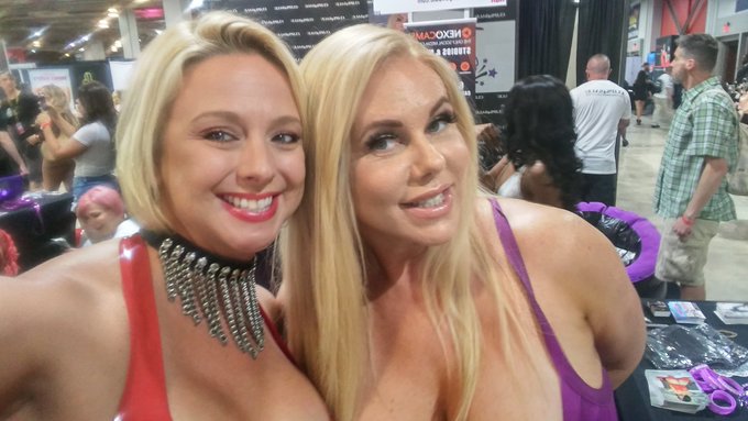 Hangin with the beautiful @sexykarenfisher and the lovely @MelodyCummsxxx @EXXXOTICA https://t.co/9W<a class="tags" href="/tag/sexykarenfisher">@sexykarenfisher</a><a href="/tag/femdom"class="tags"><span>#femdom</span></a><a href="/tag/dominatrix"class="tags"><span>#dominatrix</span></a><a href="/tag/femaledomination"class="tags"><span>#femaledomination</span></a><a href="/tag/4k"class="tags"><span>#4k</span></a><a href="/tag/al"class="tags"><span>#al</span></a>