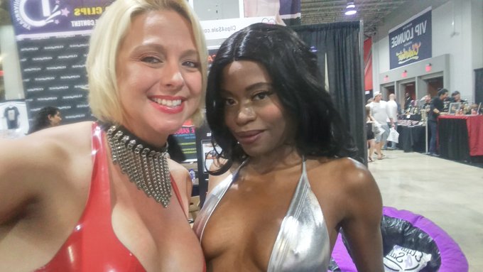 Hangin with the beautiful @sexykarenfisher and the lovely @MelodyCummsxxx @EXXXOTICA https://t.co/9W<a class="tags" href="/tag/sexykarenfisher">@sexykarenfisher</a><a href="/tag/femdom"class="tags"><span>#femdom</span></a><a href="/tag/dominatrix"class="tags"><span>#dominatrix</span></a><a href="/tag/femaledomination"class="tags"><span>#femaledomination</span></a><a href="/tag/4k"class="tags"><span>#4k</span></a><a href="/tag/al"class="tags"><span>#al</span></a>