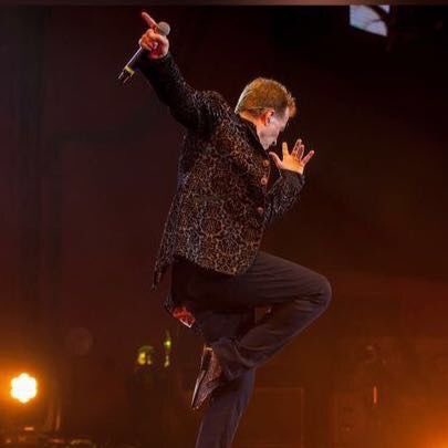 charito_bonita's tweet photo. #EmmanuelAViña2019 #EmmanuelEnViña2019 #ReyAzul #ReydeViña @elfestival @EmmanuelOficial https://t.co/CJ31gDDpfo