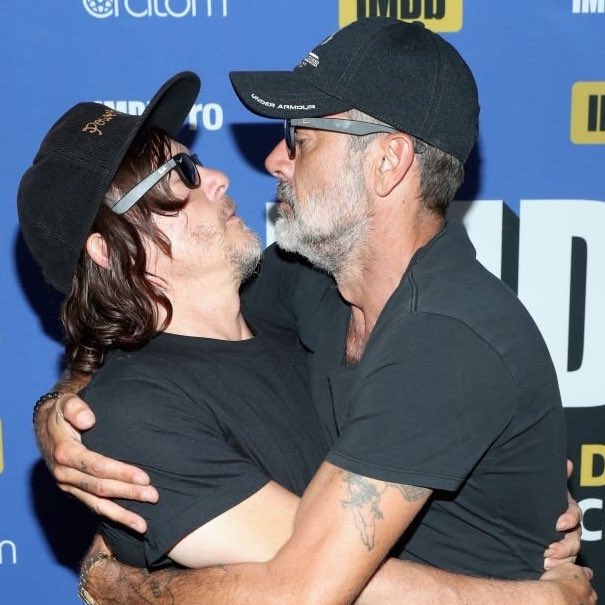 FTWDFans's tweet photo. Love them. 😍 #TheWalkingDead https://t.co/BVE8EhyDu0