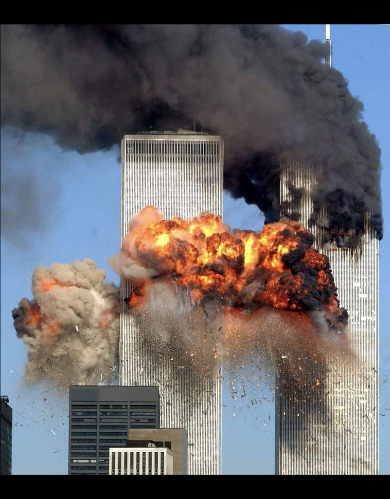 karen_kams56's tweet photo. #NSA #911Plot #DIRNSA #GenMichaelHayden replaced 1st woman deputy w/ #WmBBlack Jr. fr SAIC just before 9/11. I was targeted w/ DEWs after telling Black I knew 9/11 warnings were suppressed... 6 months. Bill calls himself “the Snuffer”. Supicious Ins policies on 9/11 victims. https://t.co/8YIycTJvsq
