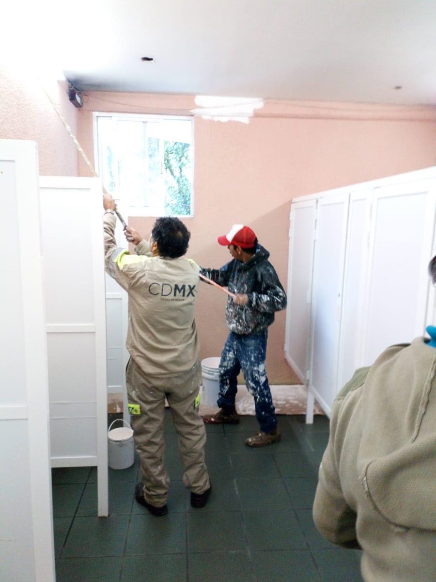 EdifPublicos's tweet photo. @AdrianRubalcava  @Migel_ange  @DGODU1  Continuamos con los trabajos de pintura en Edificio Benito Juárez https://t.co/DUUcfMQeiy