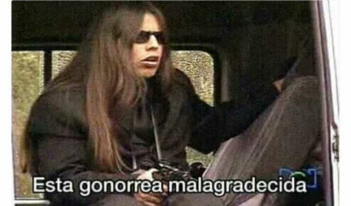 Empanadaconaji2's tweet image. Cuando te roban y él ladrón te reclama que no traes nada.