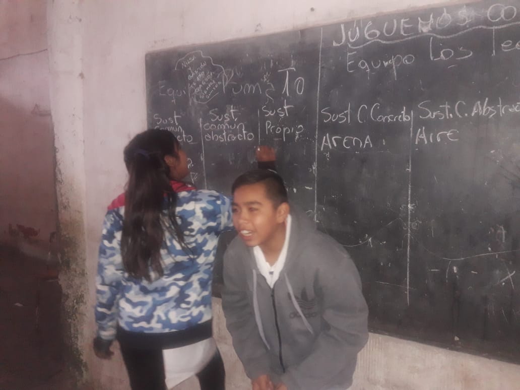 geminianana's tweet photo. #CPPSSaltaEnAcción #CAI11 #MMCCP Carla #CaminoAlSecundario #FortaleciendoTrayectorias Escuela 4738 Indígena Juan XXIII Pichanal @patriciapinasco @fguillesaavedra @aniberruezo @UrtubeyJM @RangeonMartin @artydance23 https://t.co/V9ncjF1q9U