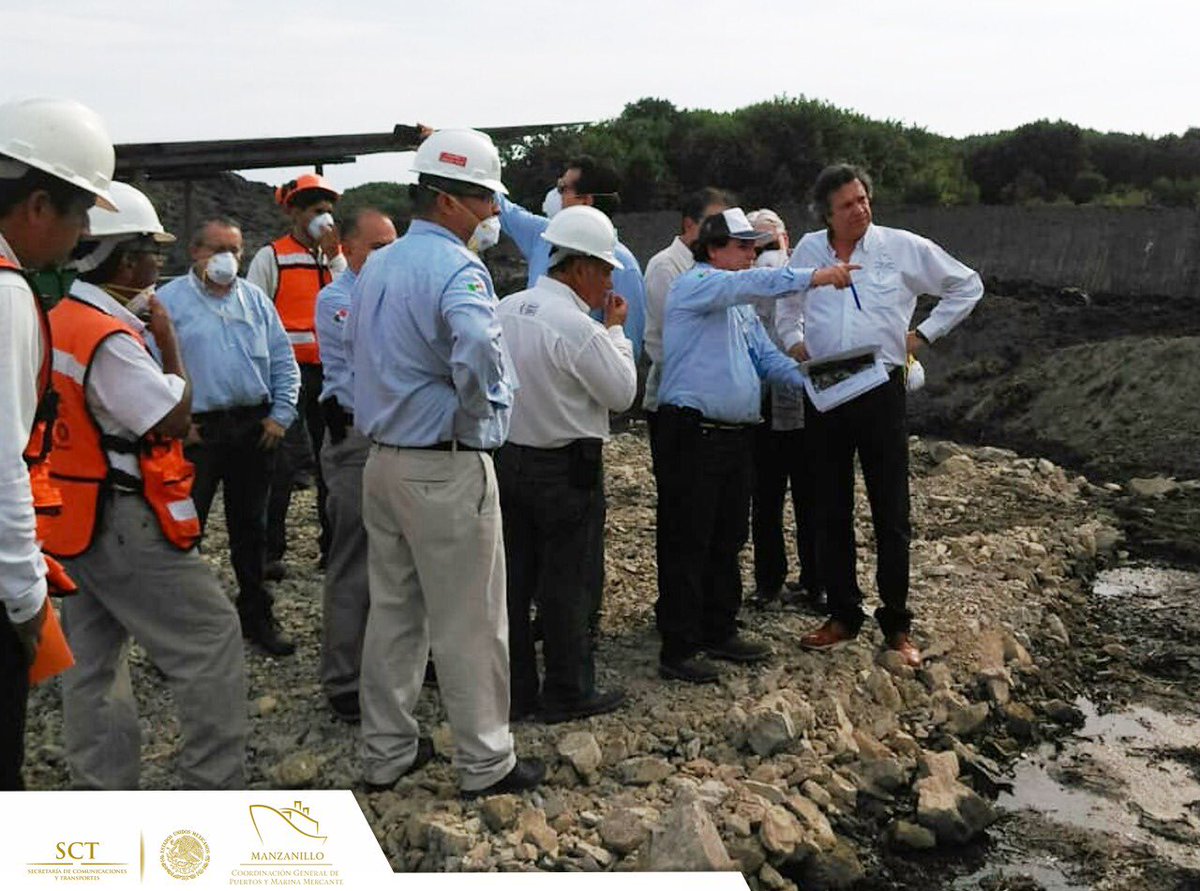 ASIPONA_Man's tweet photo. En recorrido de supervisión a los trabajos realizados en Laguna Valle de las Garzas, con el Coordinador General de Puertos y Marina Mercante de la SCT, Guillermo Ruiz de Teresa, el Director de la API Manzanillo, Dr. Ovidio Noval Nicolau y colaboradores del puerto. https://t.co/nktxBywfgg