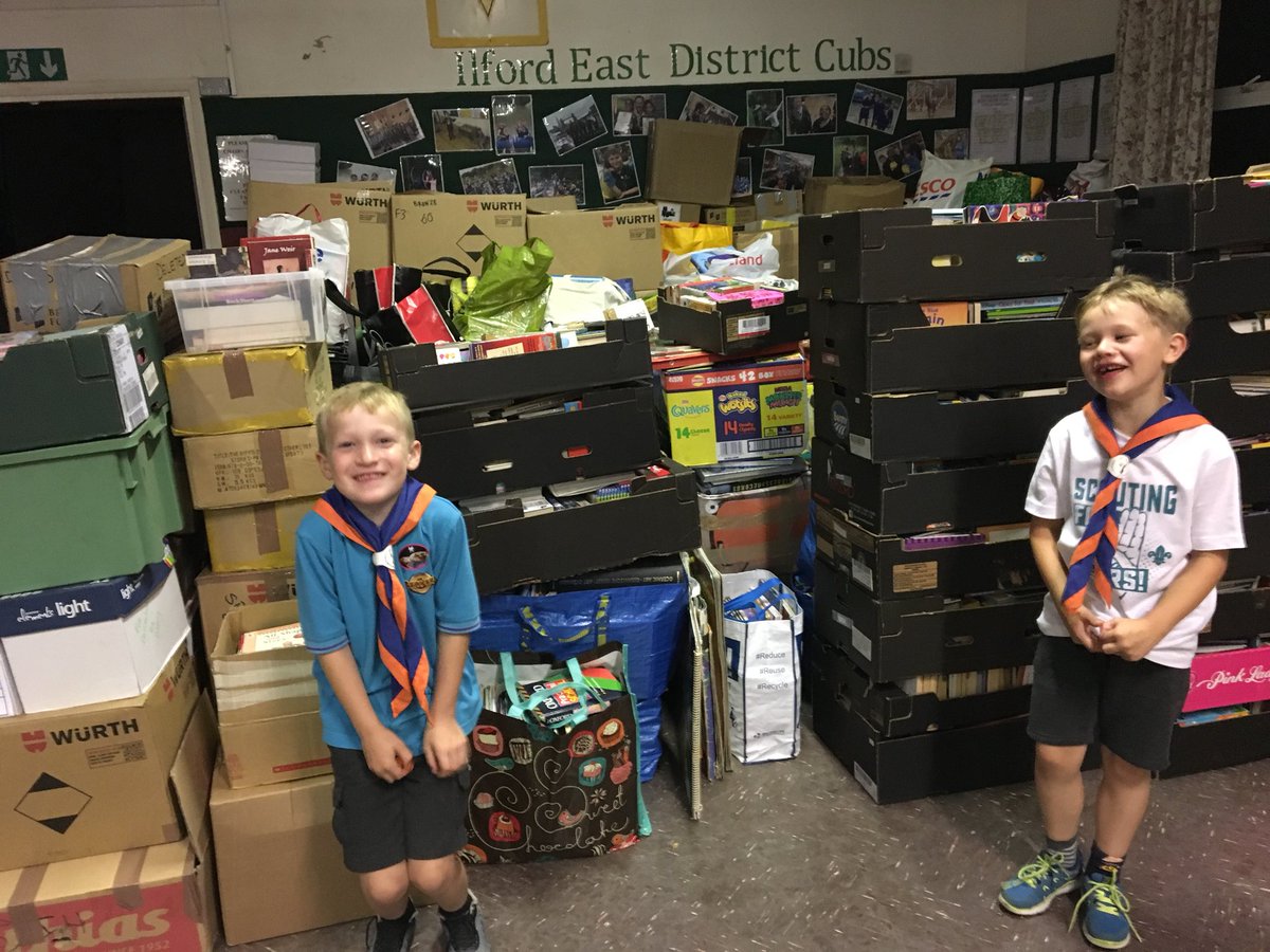 BookbridgeUK's tweet photo. Our two super Beavers form Manchester have arrived and are ready to take part in the #BB2018 Sorting Event! #MakingTheWorldABetterPlace https://t.co/ERKIYtk4P6