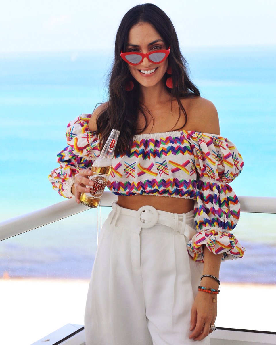 Perfect summer, sun is shining, breeze is blowing, the birds are singing, and the <a href="/SolBeerUS/">Sol Beer US</a> is open and ready to be sipped. #CervezaSol #ad