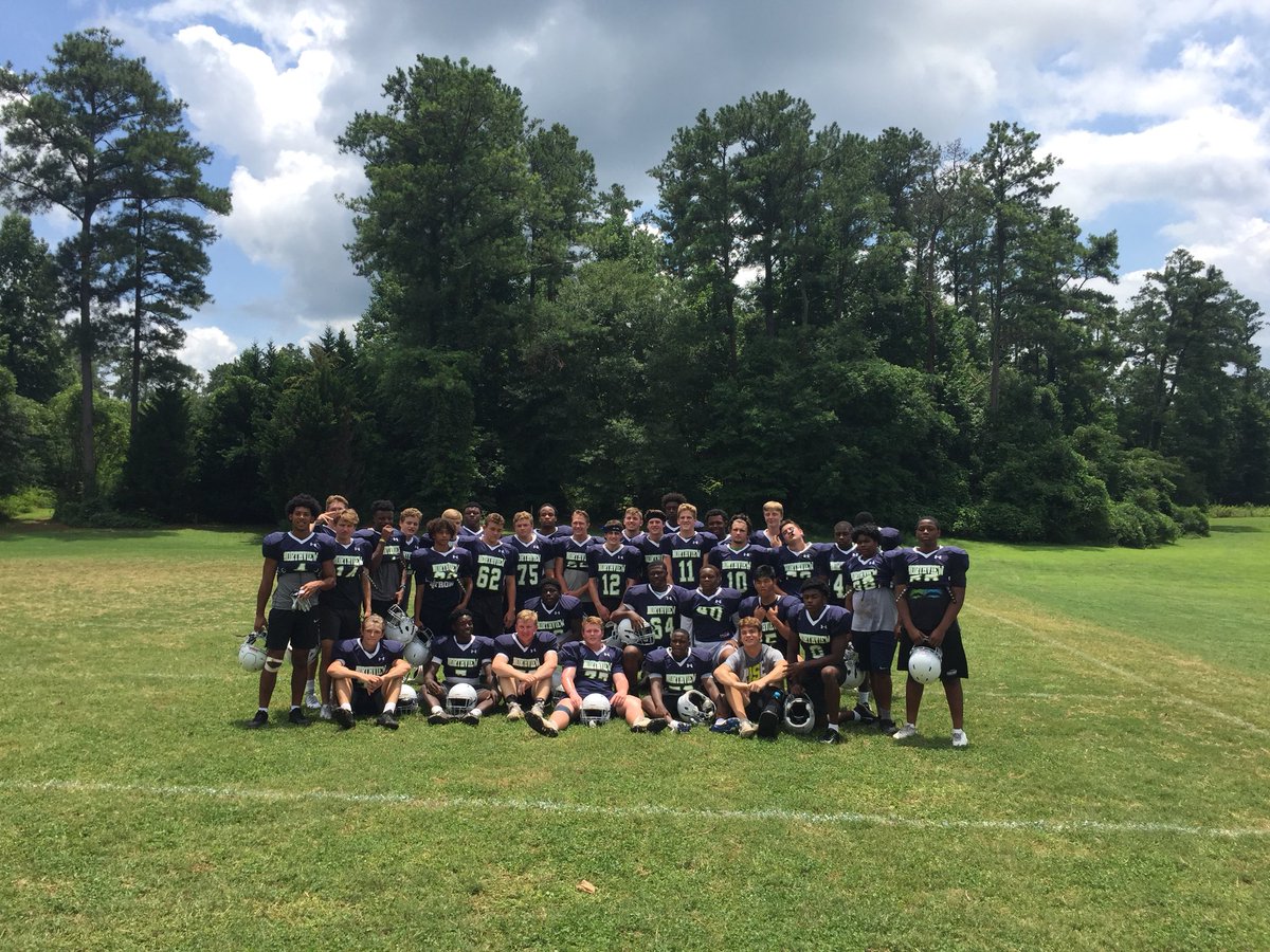 CoachYoung53's tweet image. Day 2 saw the Titans competing hard and getting better every game. The boys have been getting lots of compliments on their play, character and hard work! Makes me proud to be a part of the Northview team! Go Titans #FCAStrong