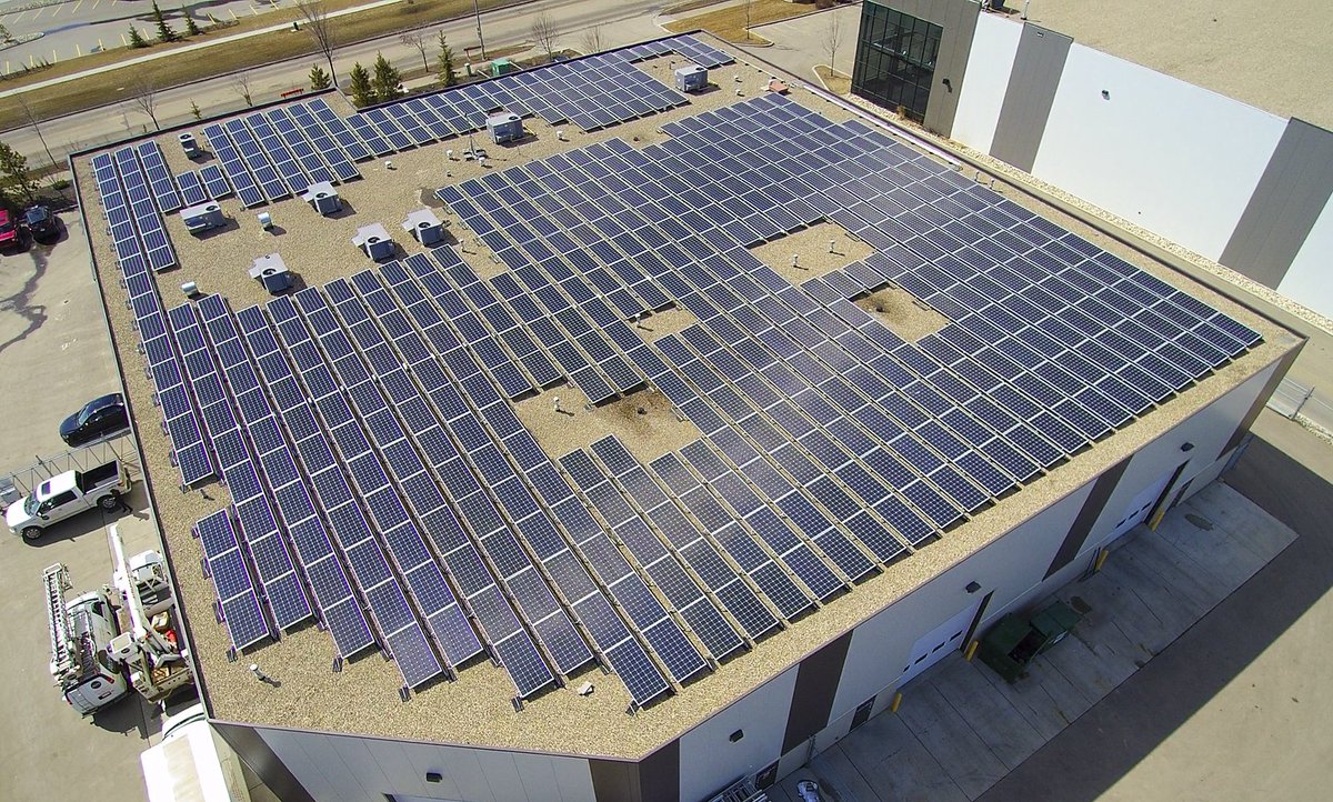 ENMAXenergy's tweet photo. @AltaProElectric is leading by example with the completion of their 217 kW rooftop solar installation. 100 per cent of the facility's operations will now be powered by solar, helping to avoid approximately 115 tonnes of GHG emissions annually. #enmaxsolar#solarAB #solarenergy https://t.co/KtsellHRJb