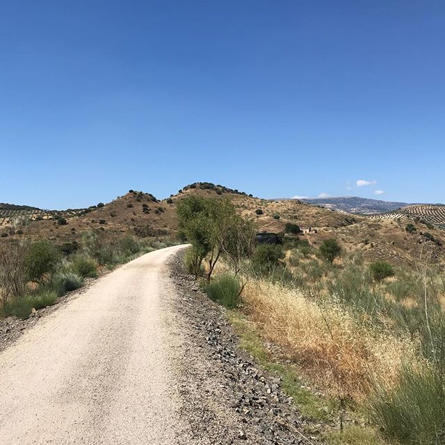 parlando's tweet photo. #viaverde #ciclismo https://t.co/jZcZK4Gmc4 https://t.co/YXaxL3ui1g
