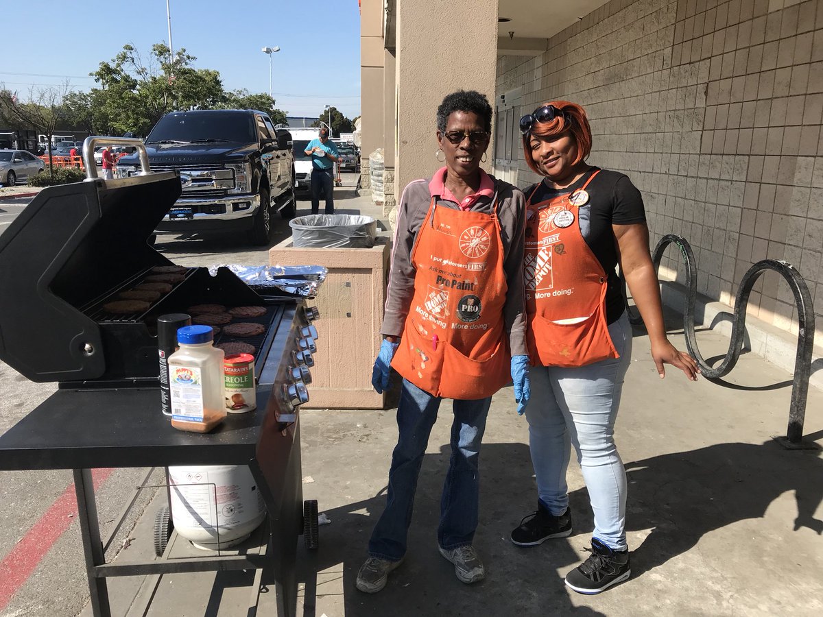 Oakland team grilling for their team fundraiser! Happy Friday!! #PACNORTHPROUD