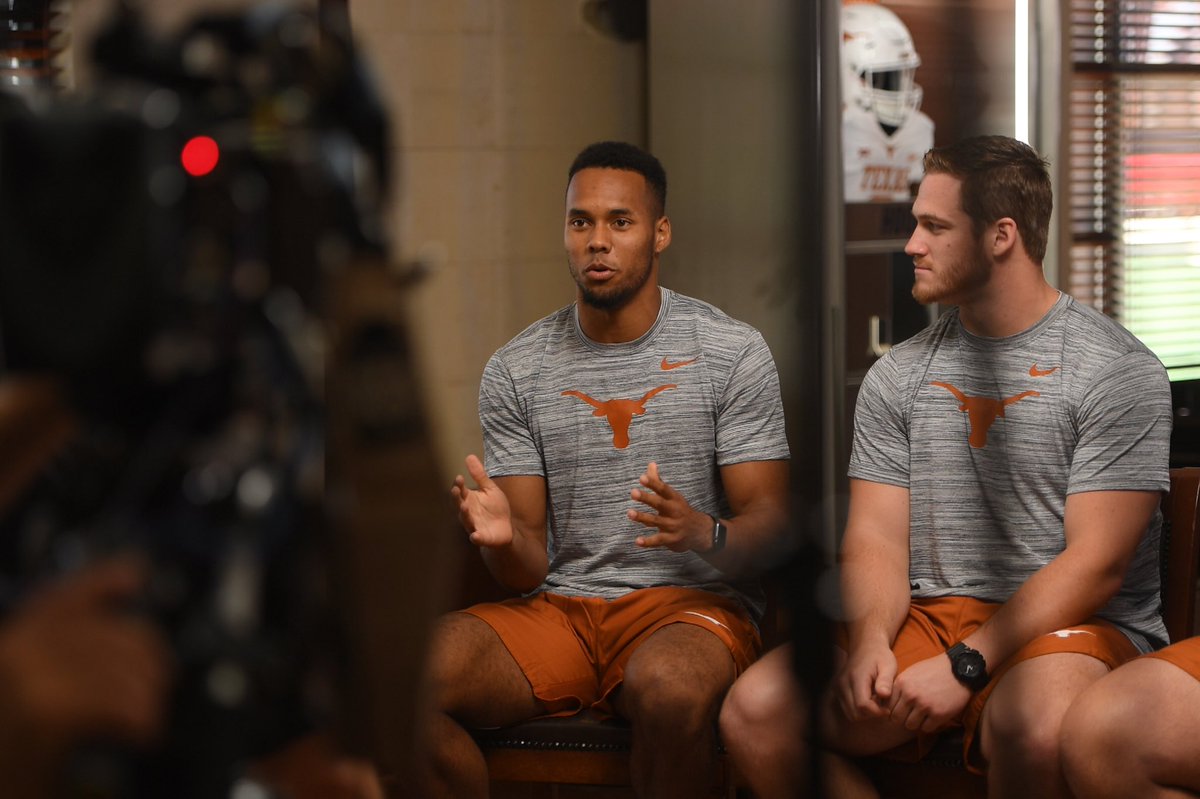 Texas Football tweet media