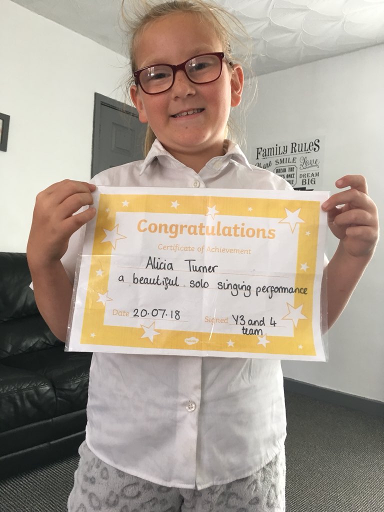 LisaT09537072's tweet photo. @nsprimary Just want to Thank Teachers who voted My Alicia Year 4 Talent Show Winner today, never seen her feel so good about herself, also to sing a solo in front of everyone I’m so proud of my girl xx https://t.co/bZikhKxbrm