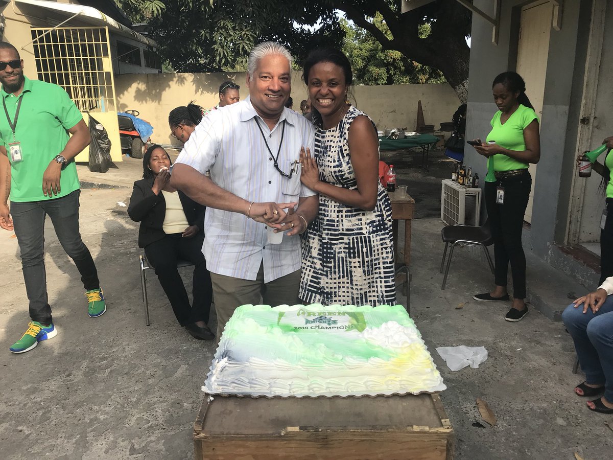 tkmsingh's tweet photo. Love this 🇯🇲✈️❤️✈️✈️the energy at JCAA so proud of #TeamJCAA @nariws001 https://t.co/u3l3zkMeAv