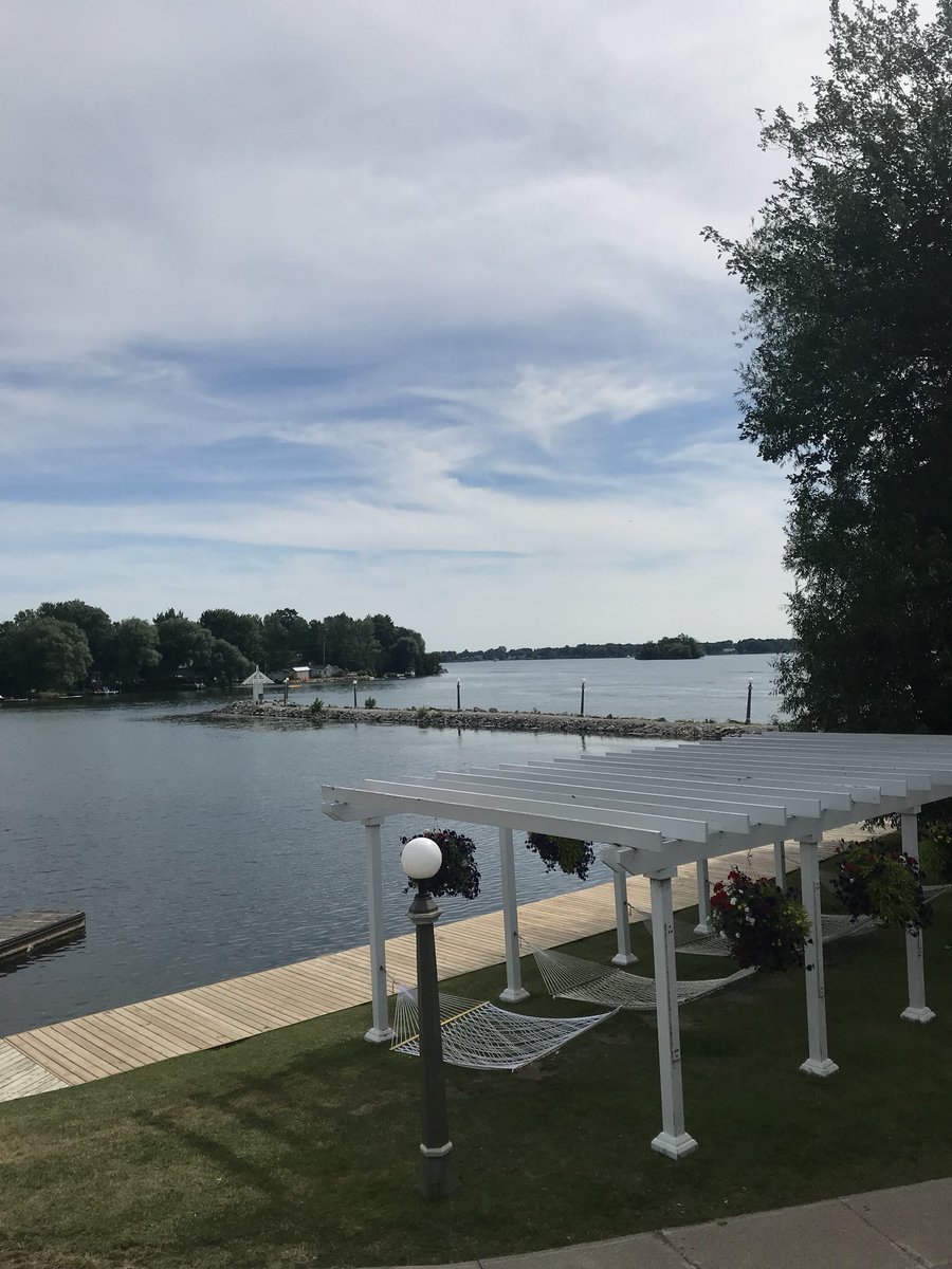 H2OKathryn's tweet photo. Our beautiful view for the weekend @fernresort! #OntariosAllInclusive #bestiesweekend https://t.co/zPAuYz1of0