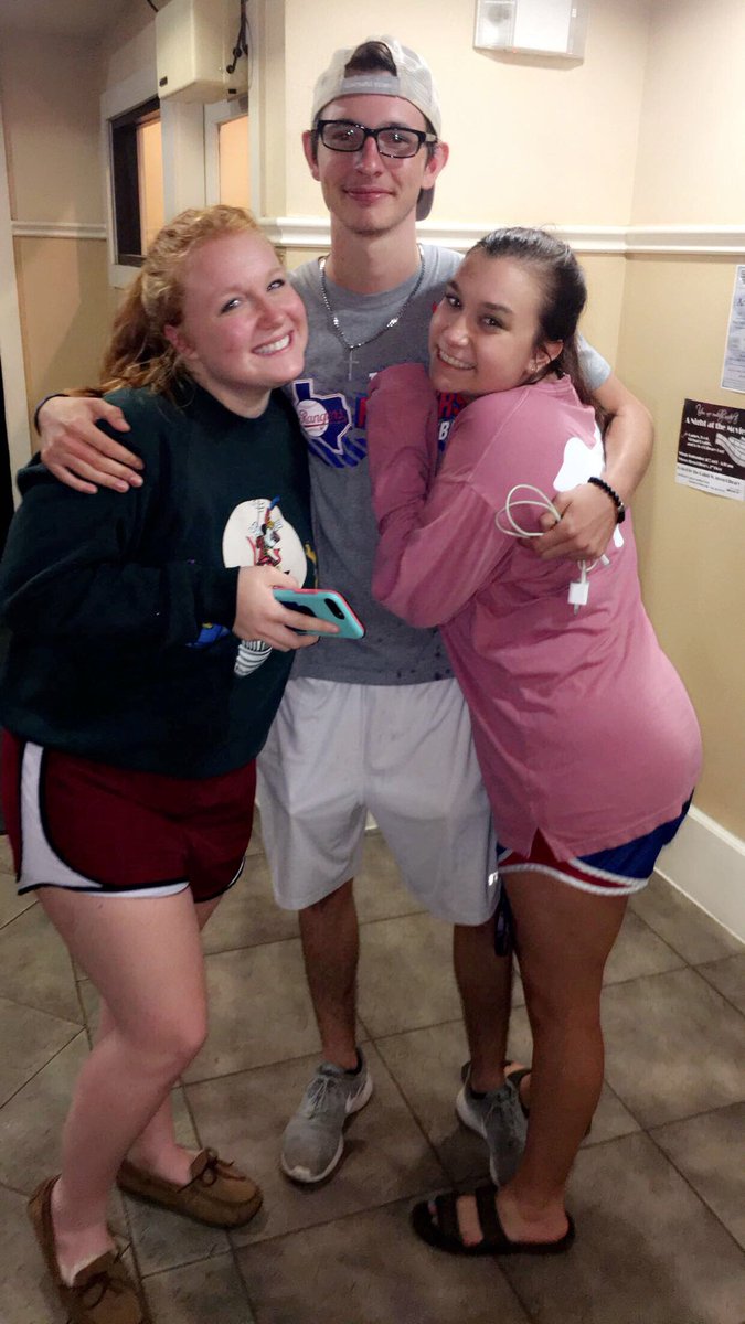 kaydeebeets13's tweet photo. Missing my nac family big time today 🙁 #somenotpictured https://t.co/2fFiR6oeIH